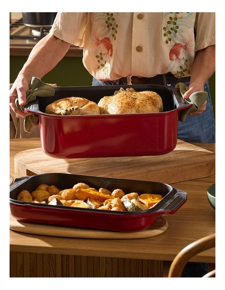 Bessemer Non-Stick Roaster And Grill 34cm in Red image 5