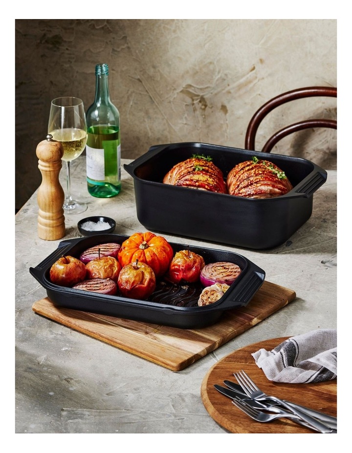 Bessemer Non-Stick Roaster & Grill 34cm in Black image 5