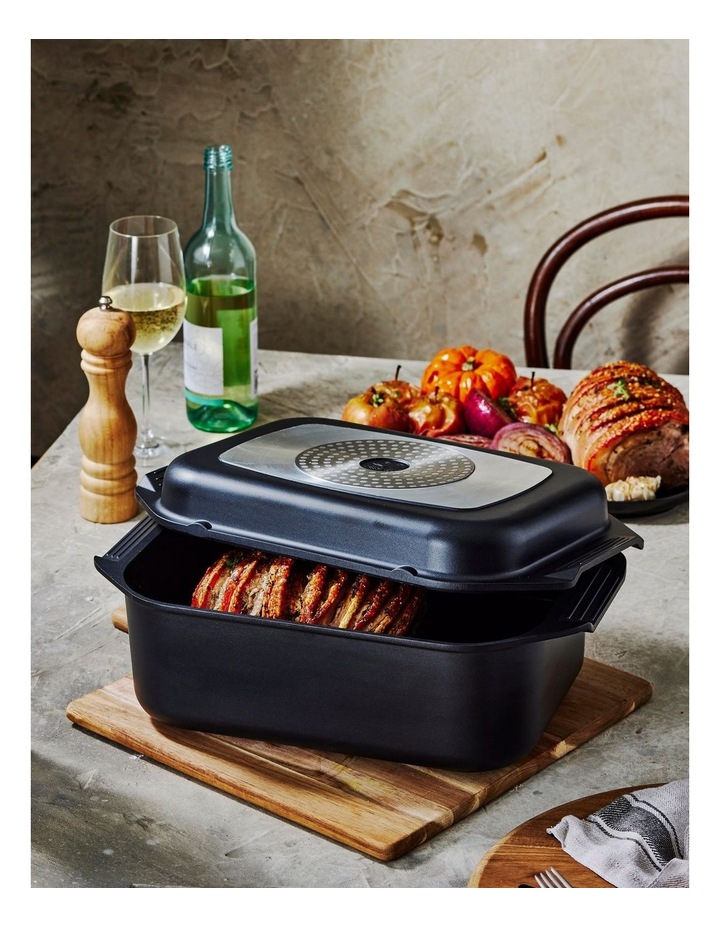Bessemer Non-Stick Roaster & Grill 34cm in Black image 6