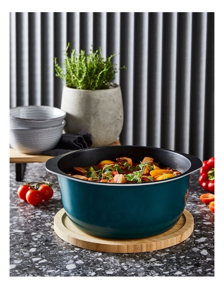 Bessemer Non-Stick Casserole 28cm in Teal image 2