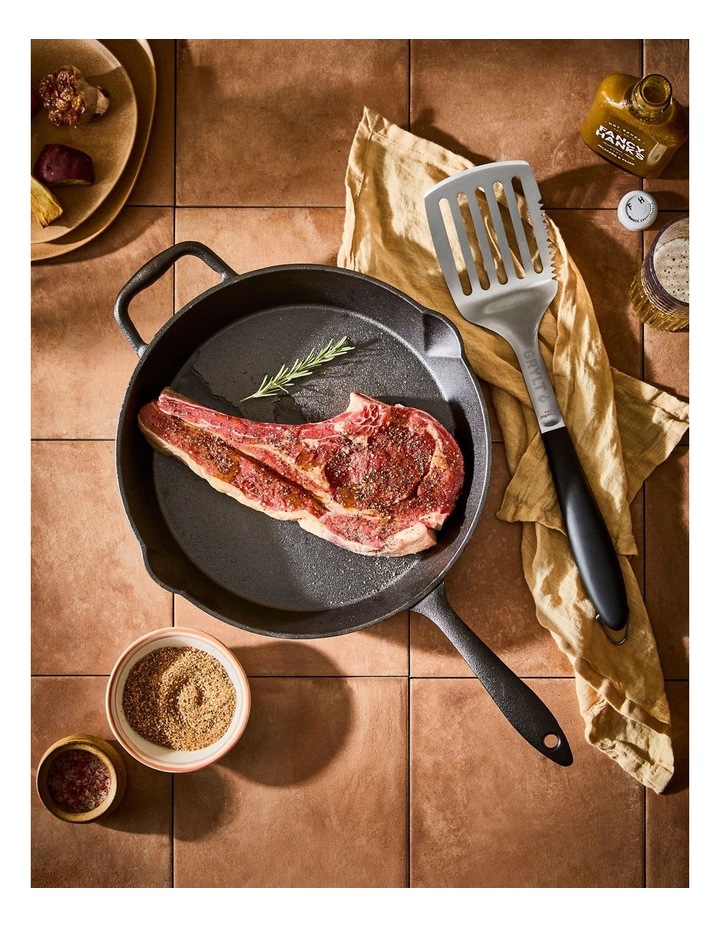 Grylt Cast Iron Frypan 32cm in Black image 2