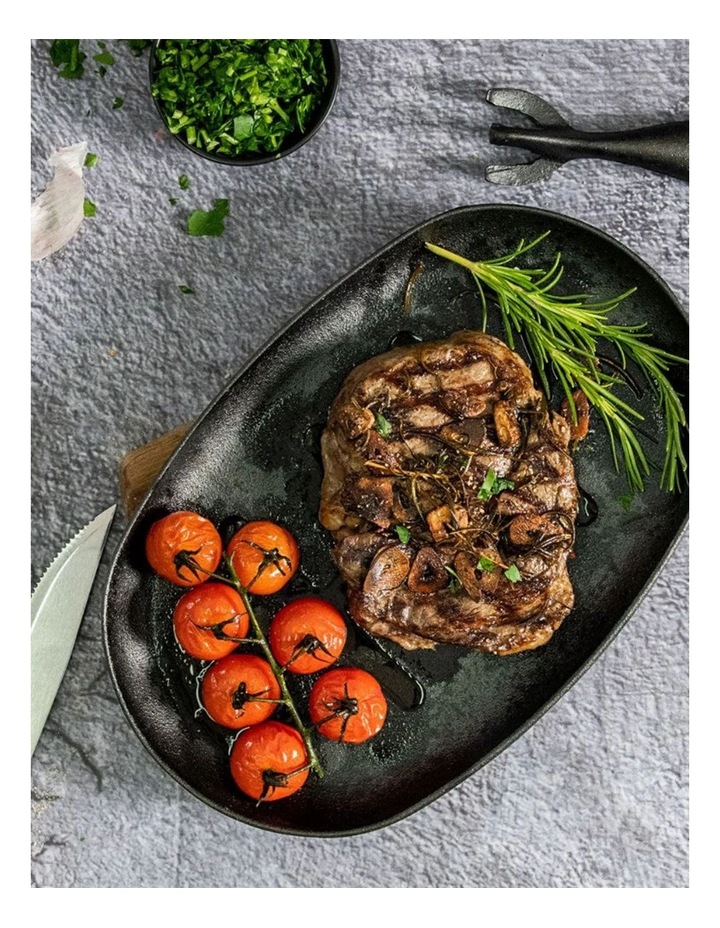 GRYLT Cast Sizzle Pan in Black image 2