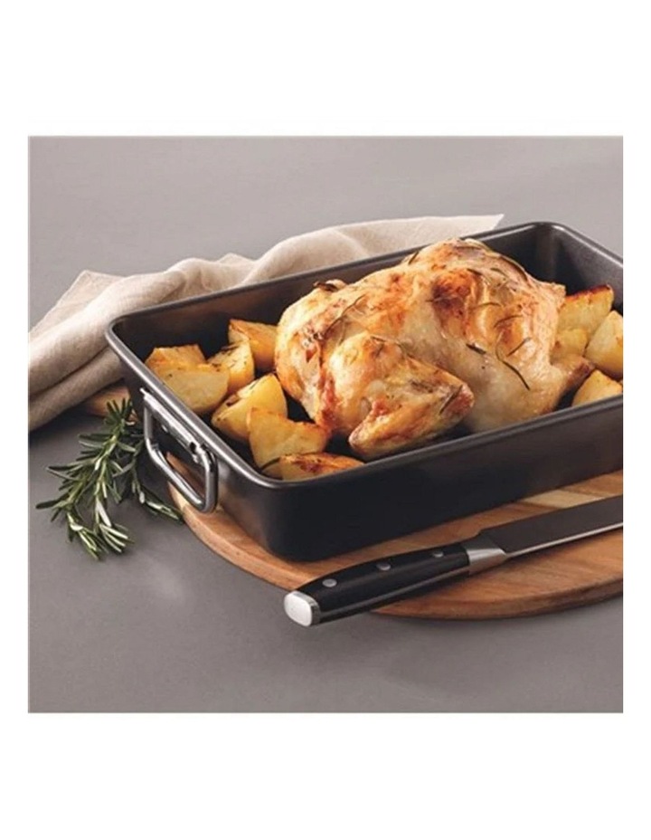 Baccarat Gourmet Roaster with Rack 40cm x 27cm in Grey image 3