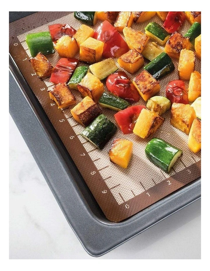 Soffritto Professional Bake 2 Piece Silicone Baking Mat Set image 4