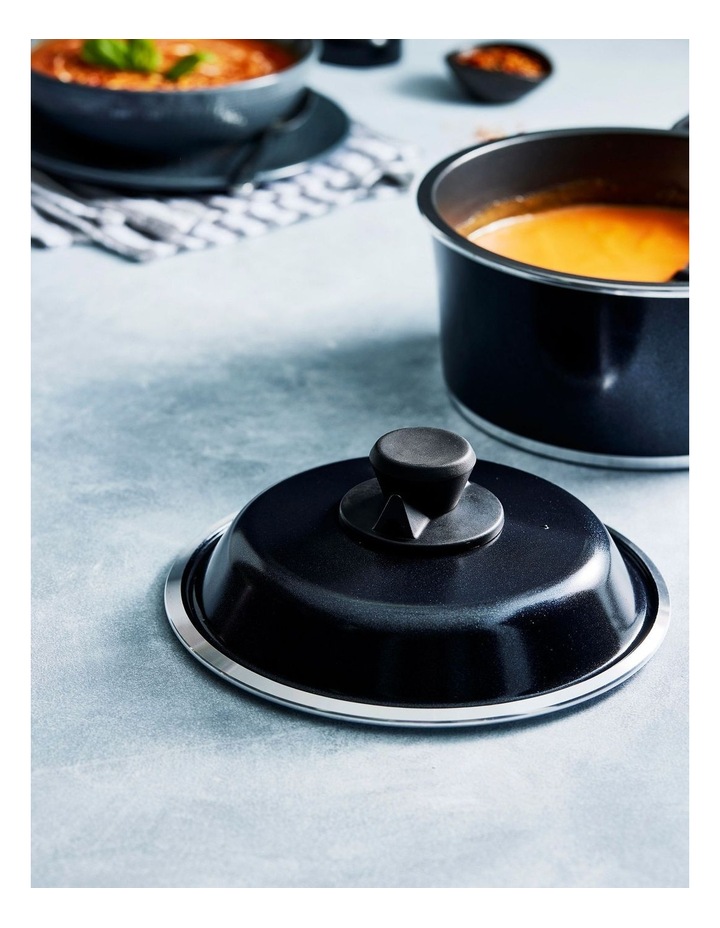 Bessemer Universal Lid 20cm in Black image 2