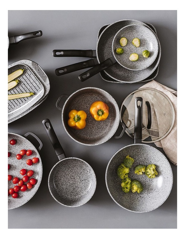 Baccarat STONEX2 Ceramic Non Stick Cookware Set 10 Piece in Black image 5