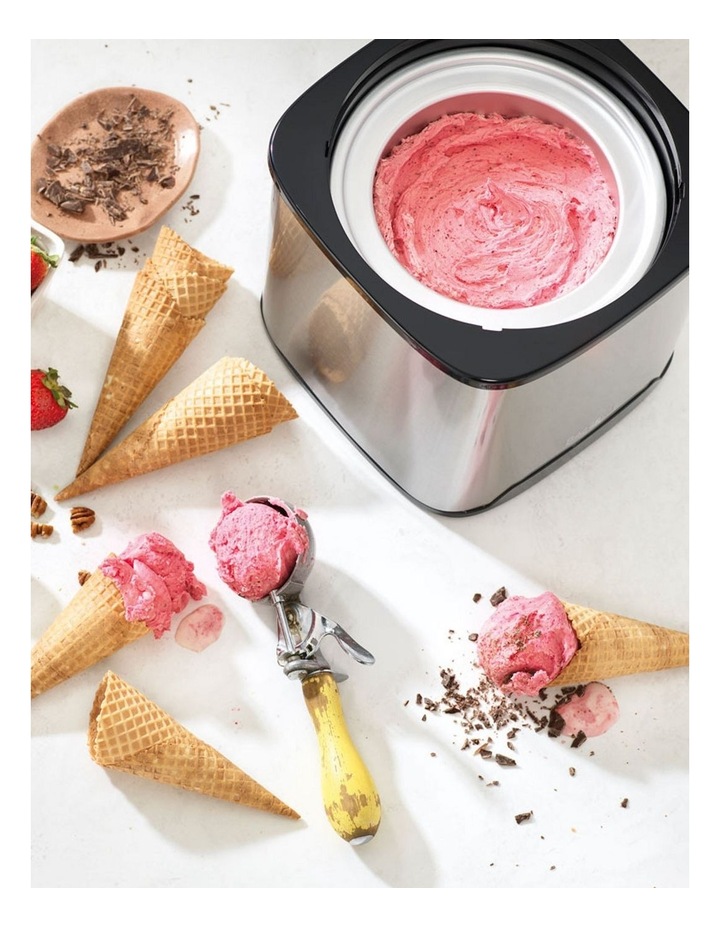 Baccarat The Ultimate Scoop Ice Cream Maker in Silver image 3