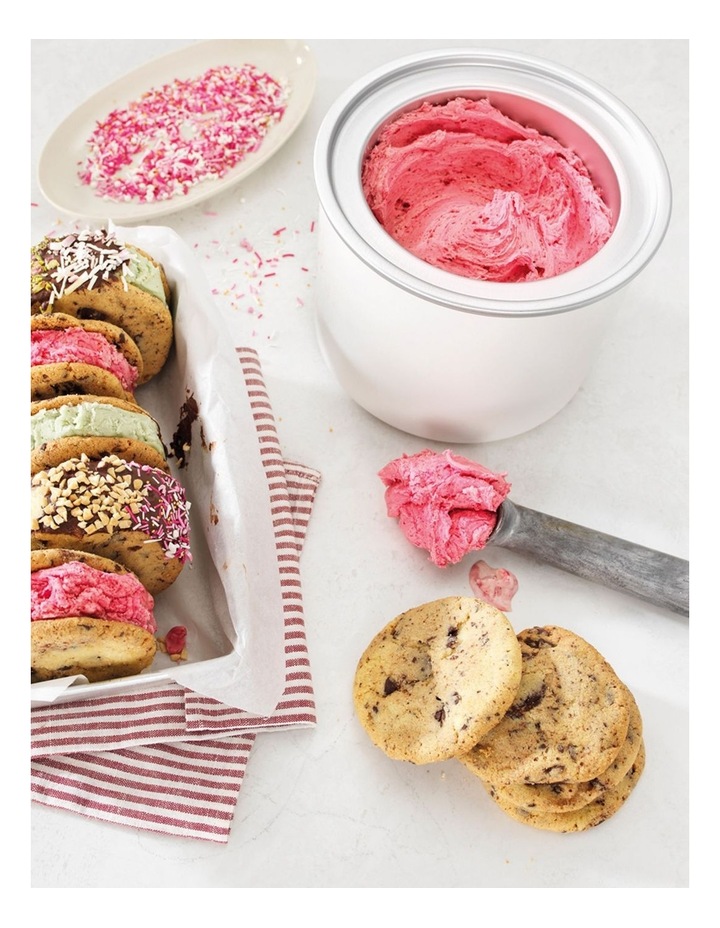 Baccarat The Ultimate Scoop Ice Cream Maker in Silver image 4