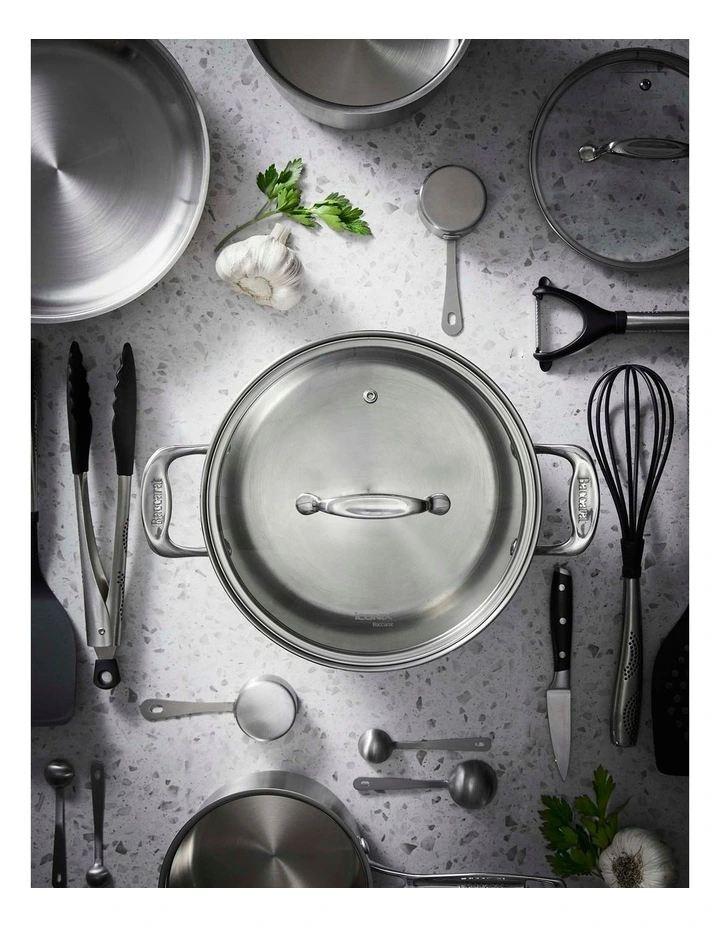 Baccarat iconiX Stockpot with Lid 28cm in Silver image 5