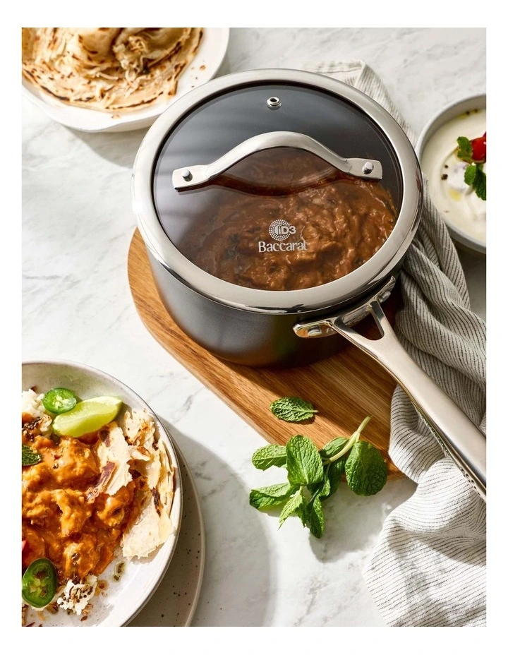 Baccarat iD3 Hard Anodised Saucepan with Lid 18cm in Black image 2