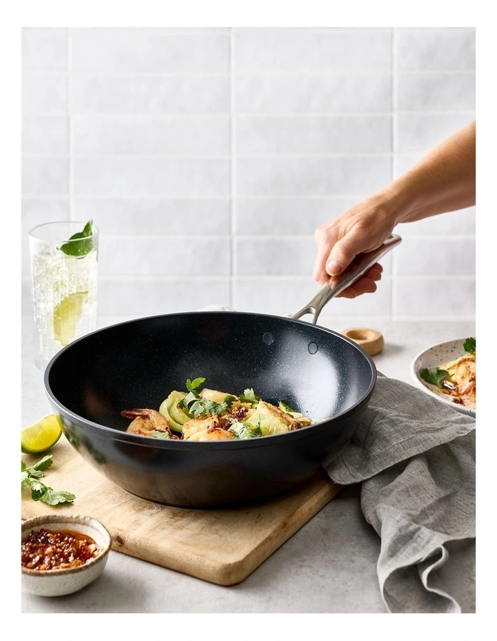 Baccarat Green Stone Stir Fry Pan 28cm in Black image 6