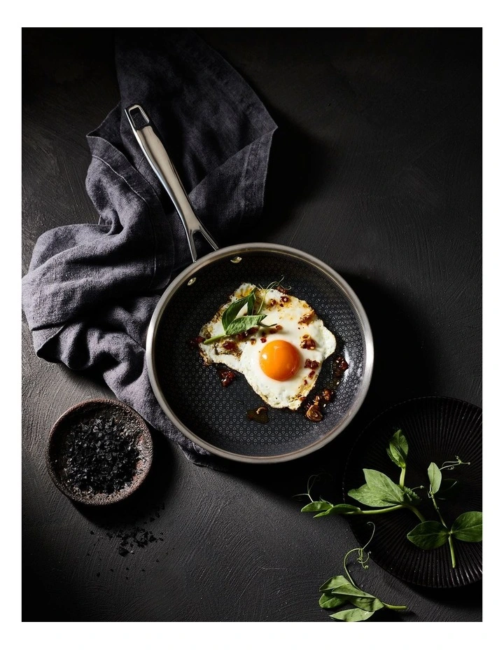 Baccarat Triton Frypan 20cm in Black image 6