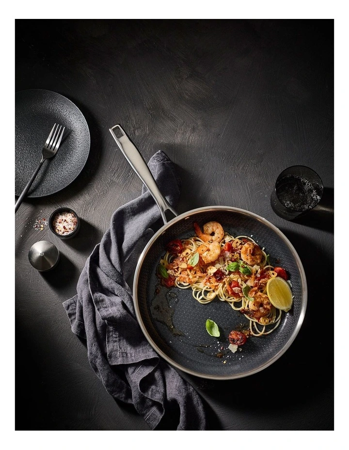 Triton Frypan 28cm in Silver image 6