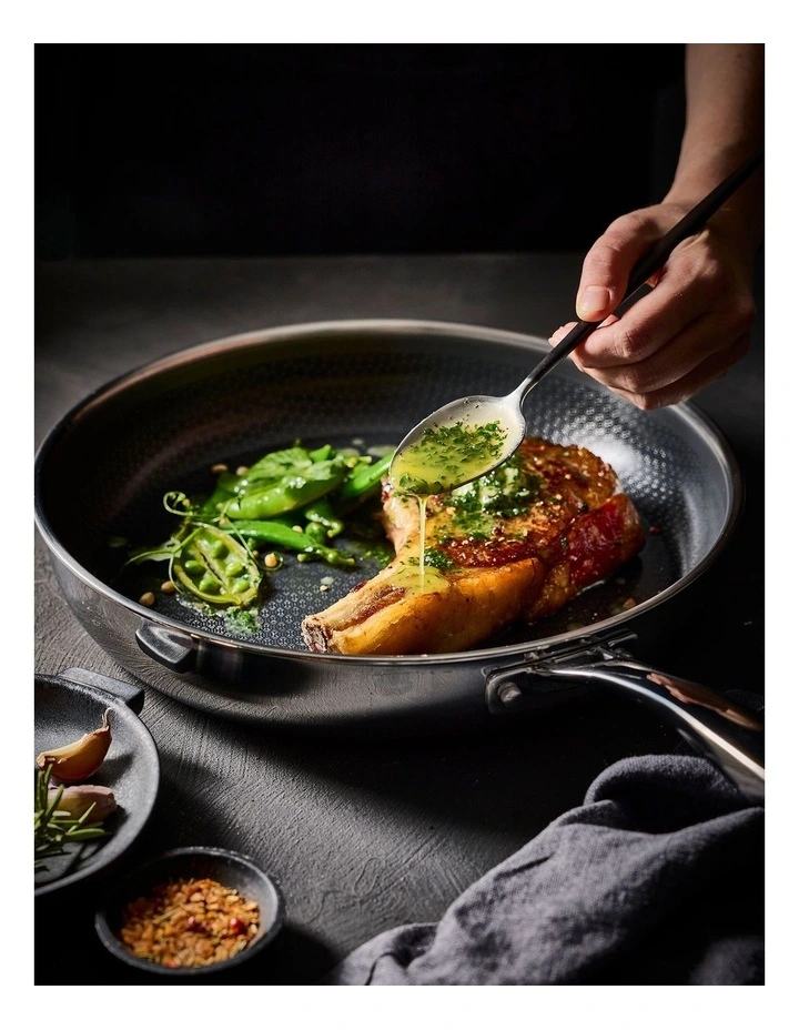 Triton Frypan 30cm in Silver image 6