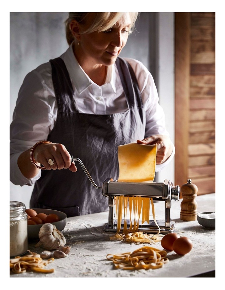 Baccarat Pasta Machine II 150mm image 5