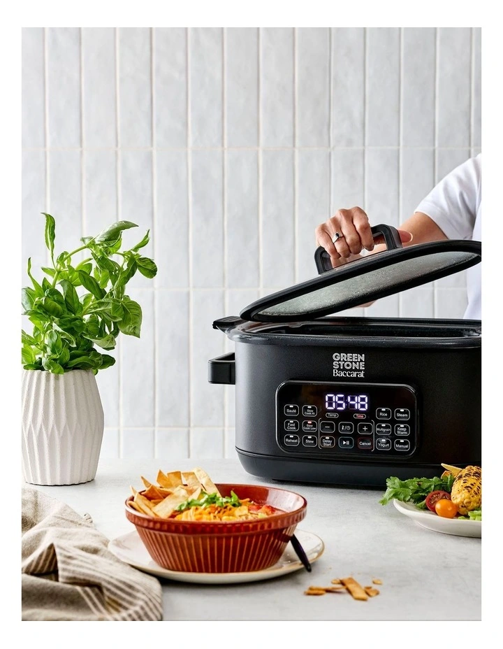 GREEN STONE Sear & Slow 6L Slow Cooker in Black image 6