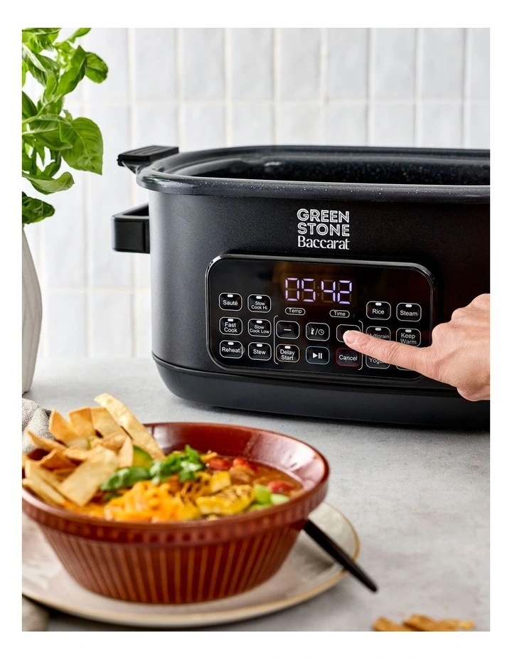 GREEN STONE Sear & Slow 6L Slow Cooker in Black image 7