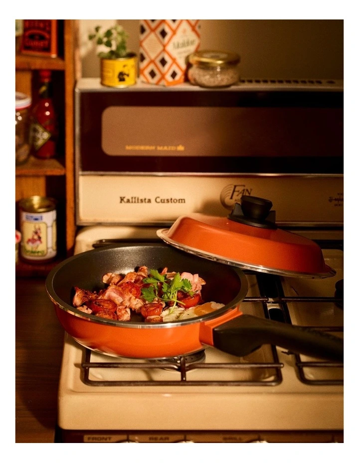 Bessemer Frypan 24cm in Orange image 5