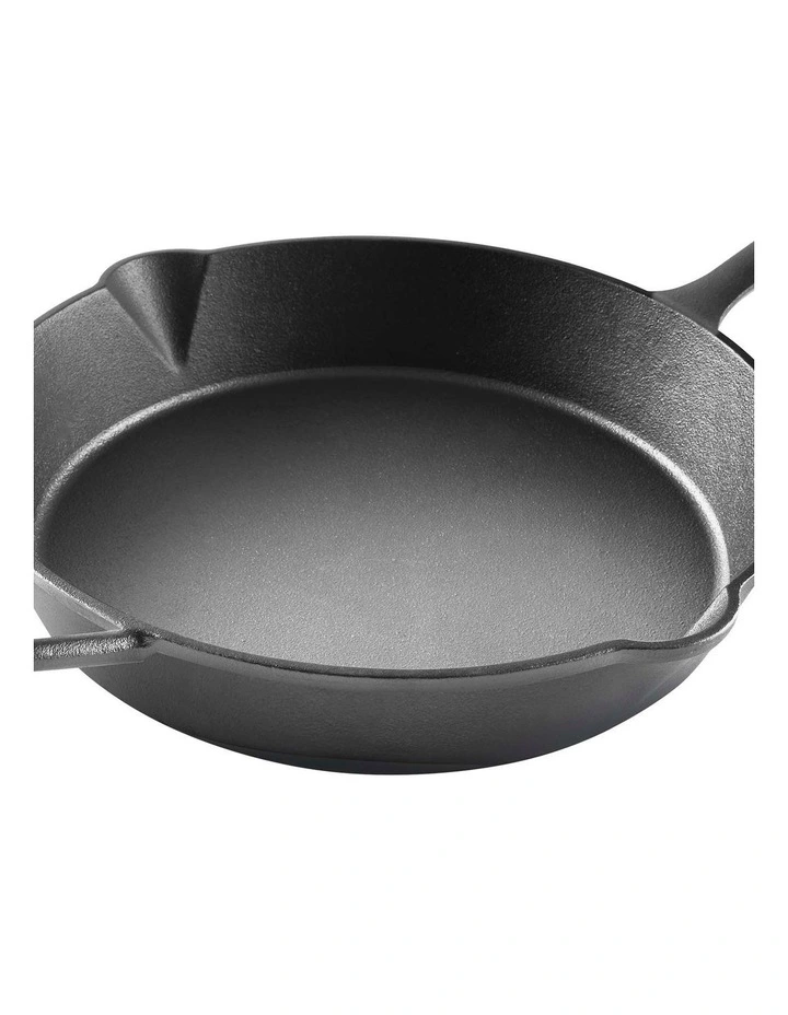 GRYLT Cast Iron Frypan 28cm in Black image 3