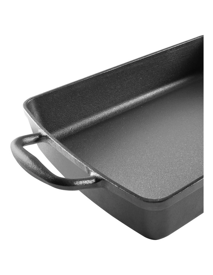 GRYLT Cast Iron Roaster 34cm in Black image 3
