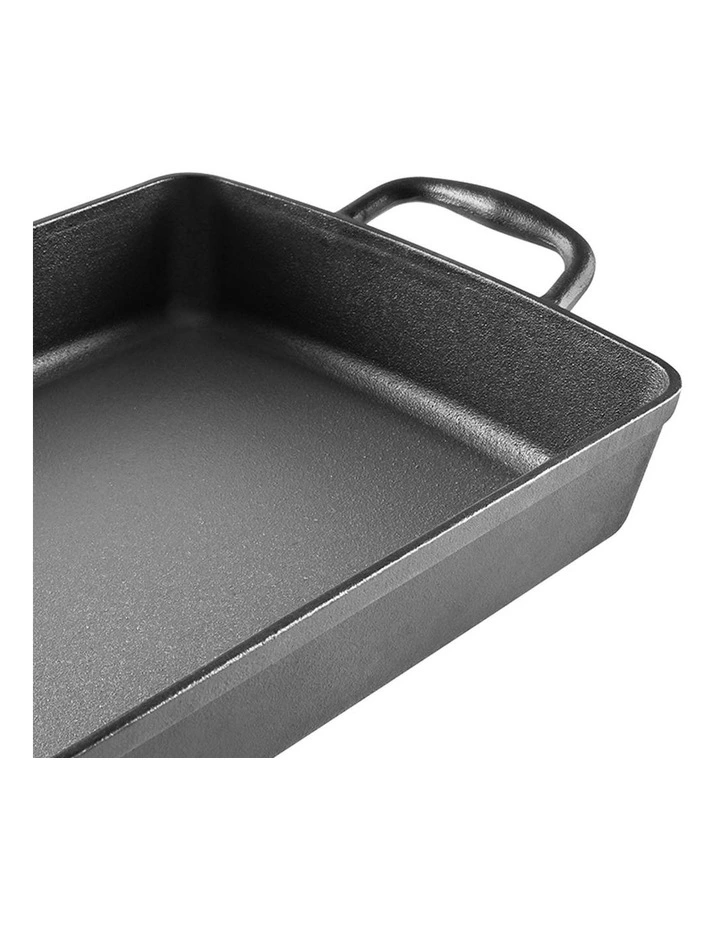 GRYLT Cast Iron Roaster 34cm in Black image 7