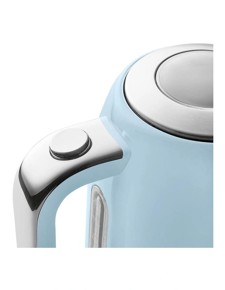 Baccarat NOOK Kettle 1.7L in Sky image 6