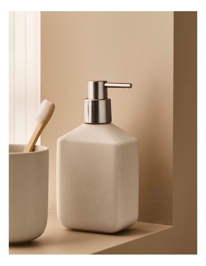 salt&pepper River Soap Pump Dispenser 18cm in Sand image 5