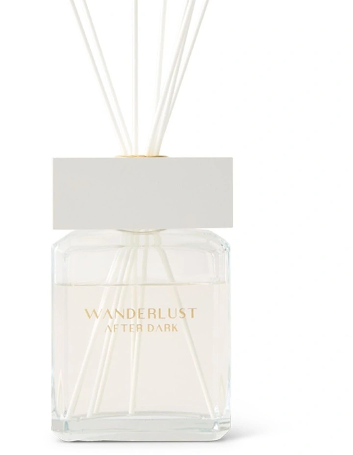 salt&pepper Wanderlust After Dark Candle with Lid 425g image 3