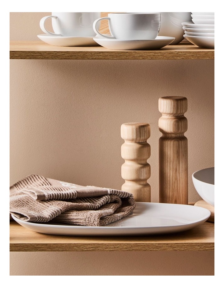 salt&pepper Coupe Oval Platter 38 x 23.5cm in White image 7