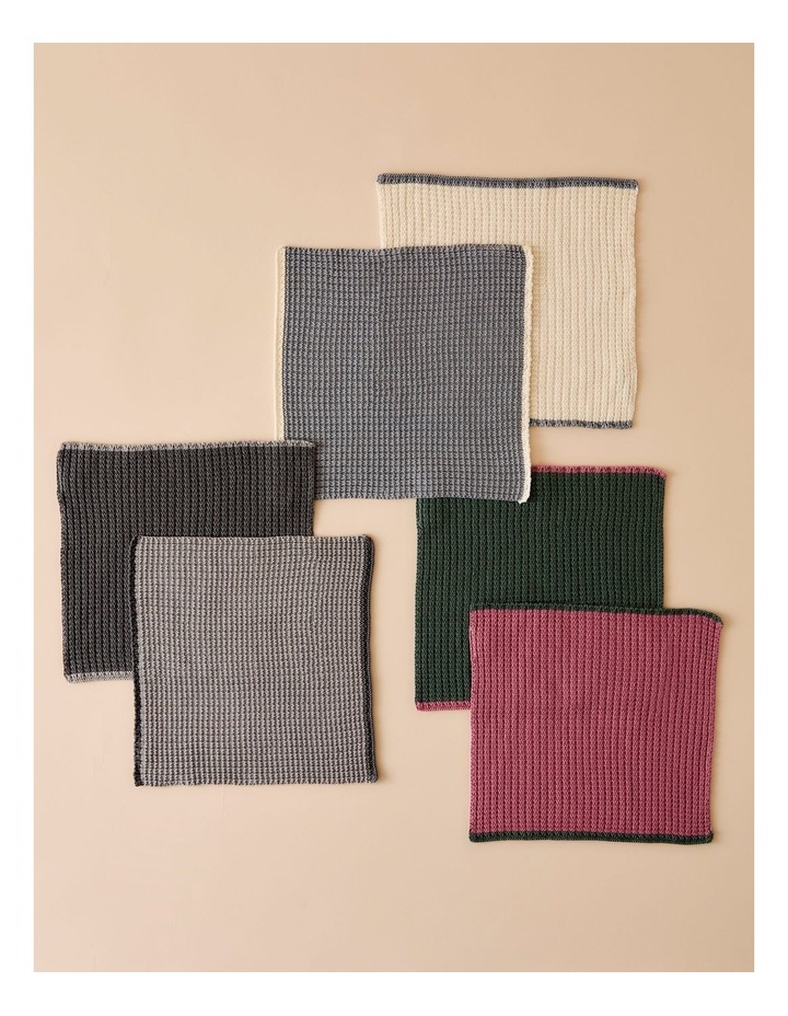 salt&pepper 2 Piece Knitted Washcloth Set in Marine image 6