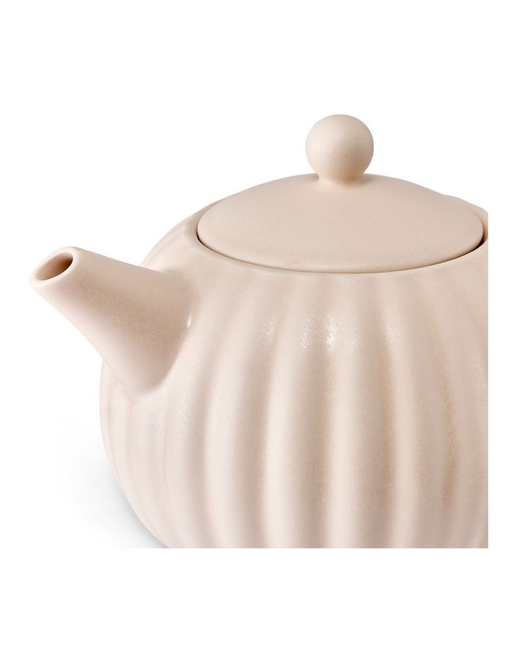 salt&pepper Leif 1.1L Teapot with Strainer in Organza image 4