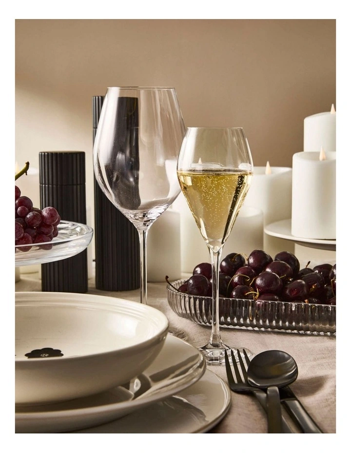 Bistro Pasta Bowl 22x5cm in White image 3