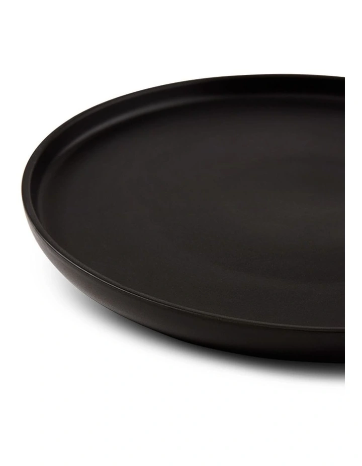 salt&pepper Riley Round Platter 34cm in Black image 4