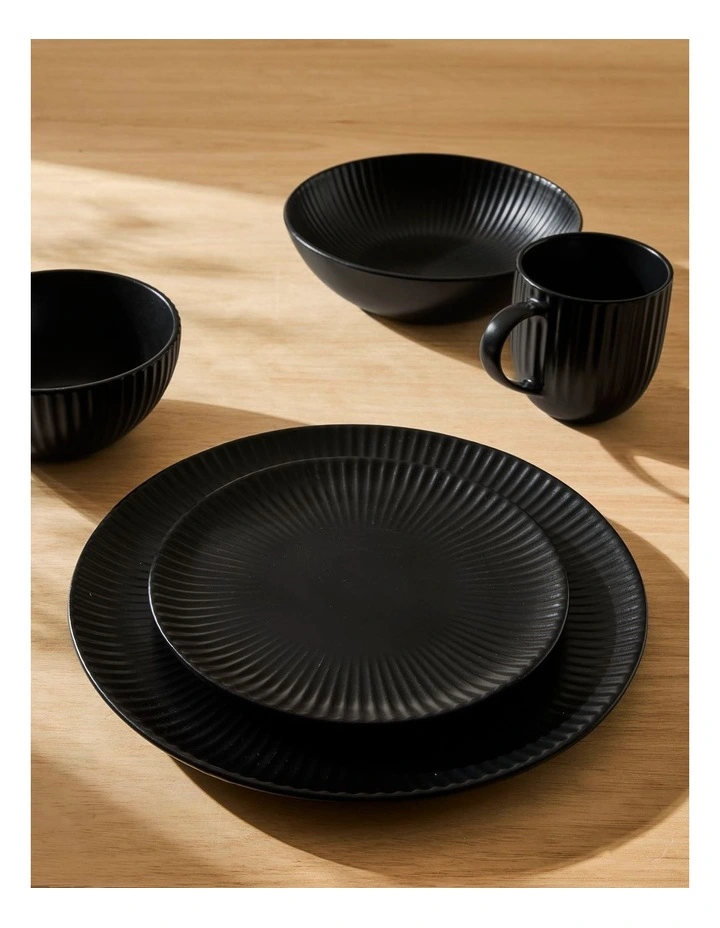 salt&pepper Milo Dinner Plate 27cm in Black image 7