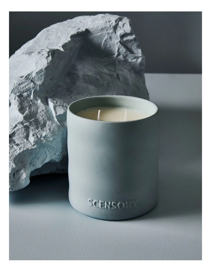 salt&pepper Sensory Candle 400g in Coastal Linen image 7