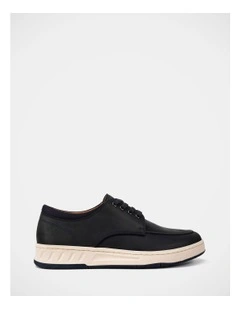 Slice Sneaker in Navy