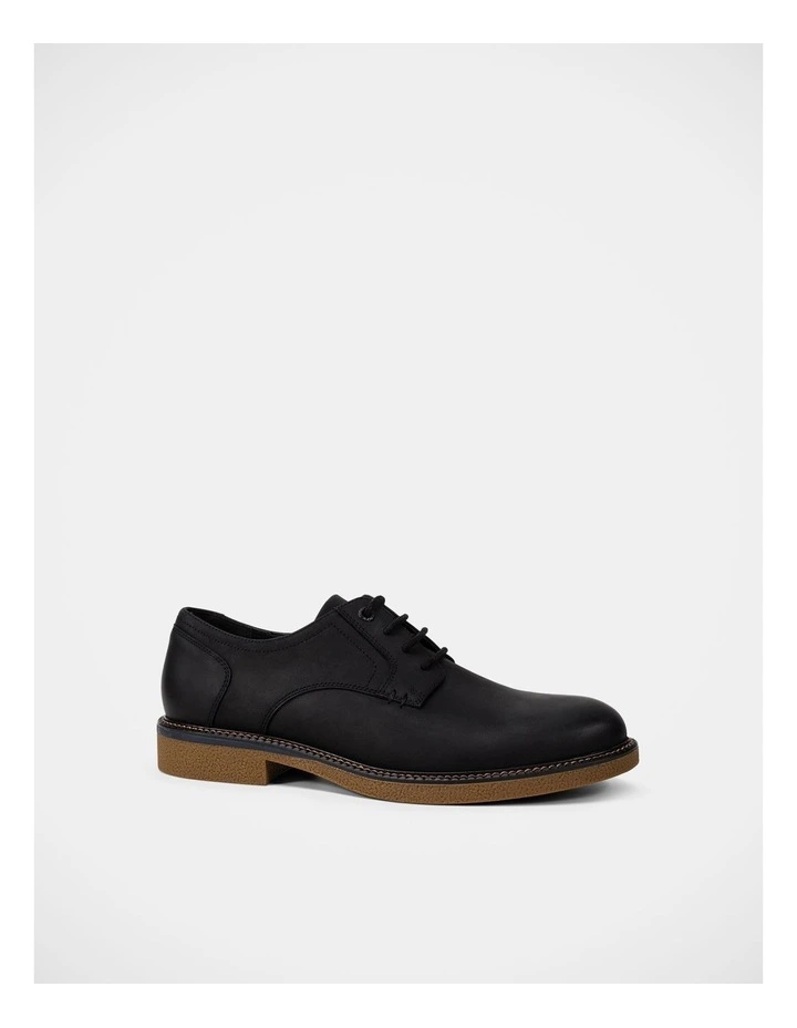 Manchester Shoes in Black Rub image 2