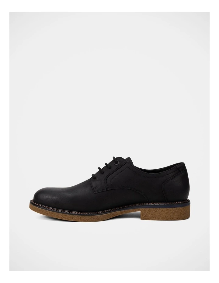 Manchester Shoes in Black Rub image 4