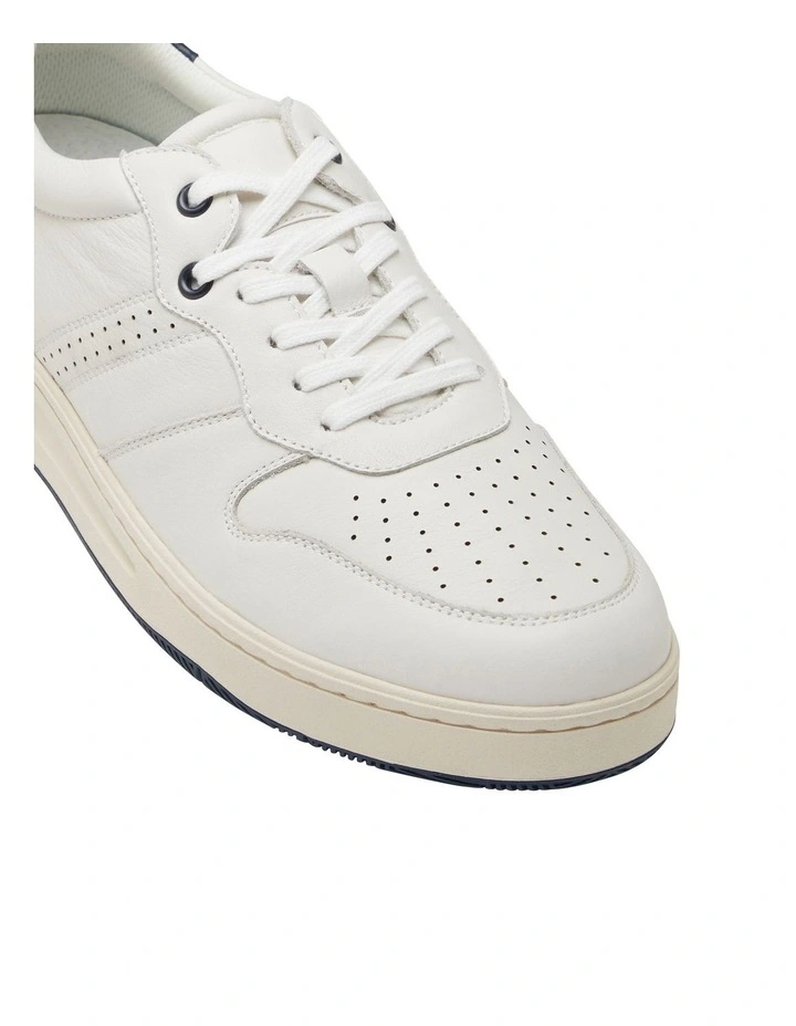 Swing Leather Sneaker in Off White/Navy image 2