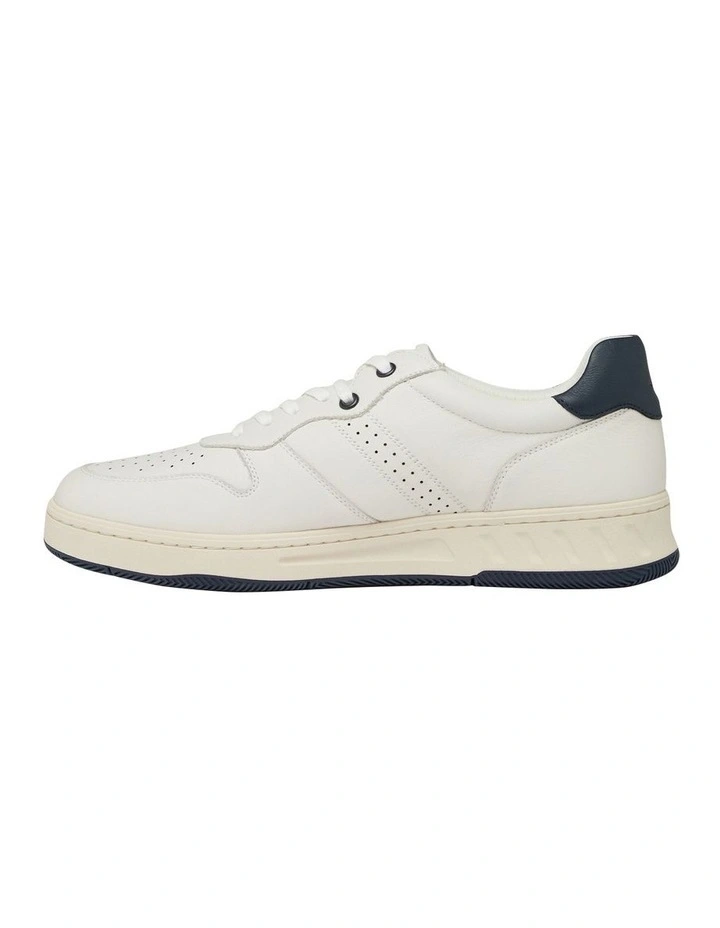 Swing Leather Sneaker in Off White/Navy image 3