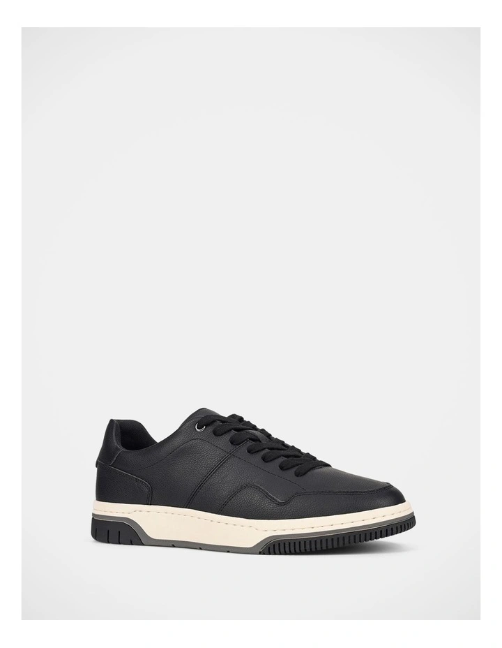 Pablo Sneakers in Black image 2