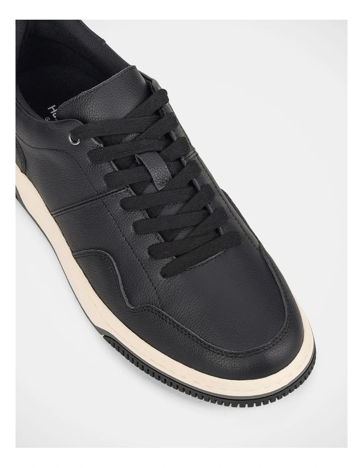 Pablo Sneakers in Black image 4