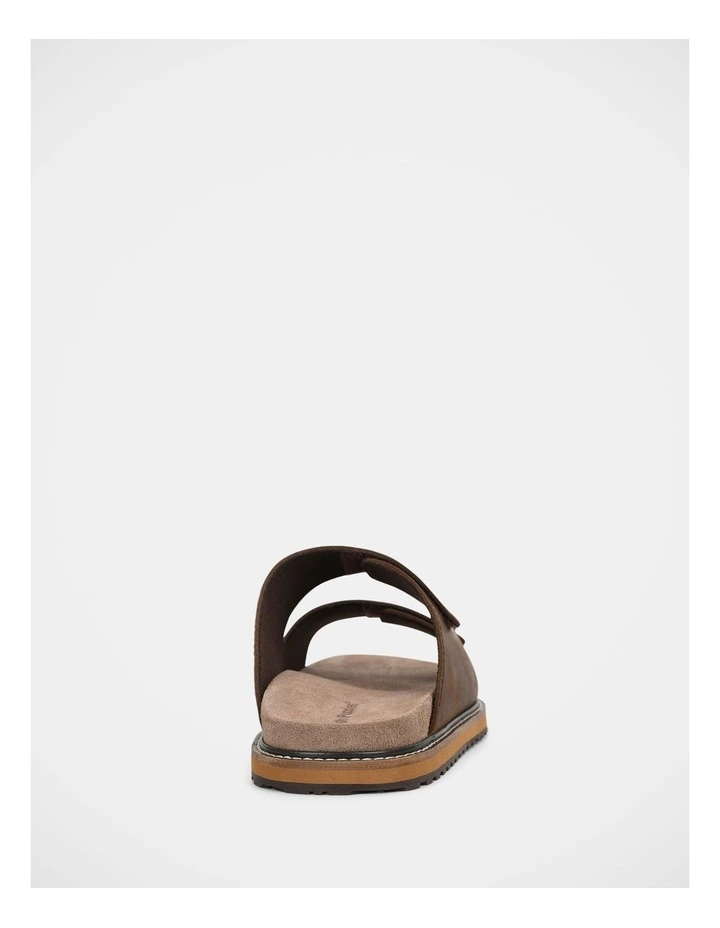 Fairo Sandals in Brown image 5