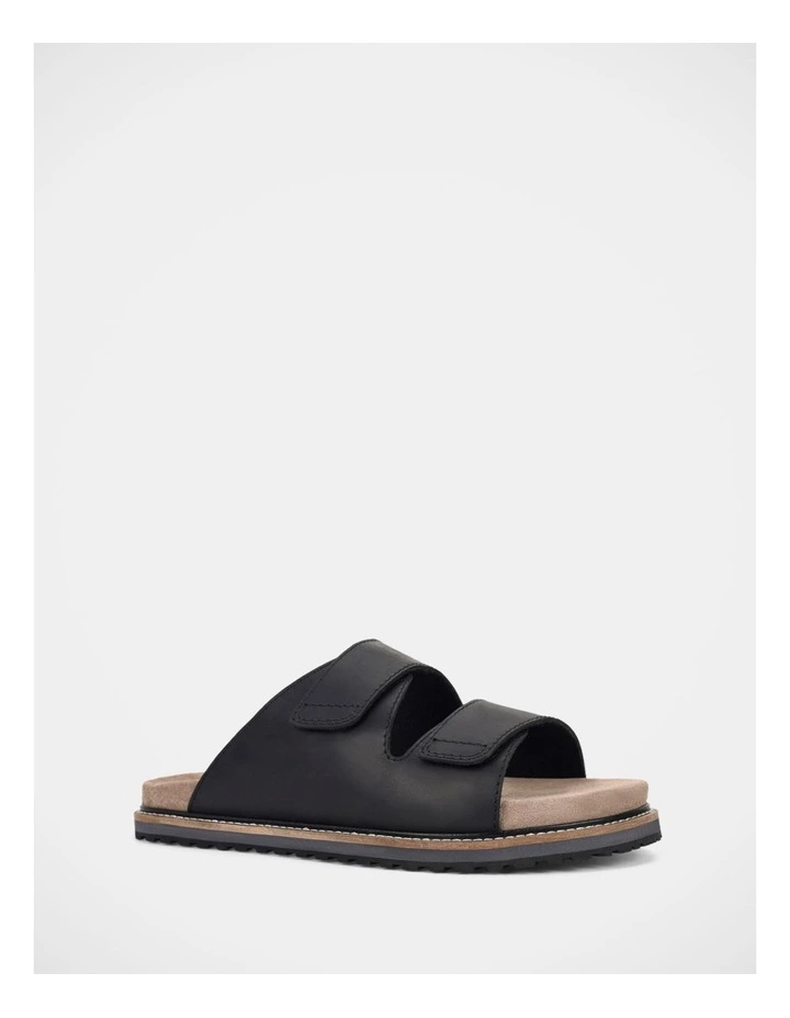 Fairo Sandals in Black image 2