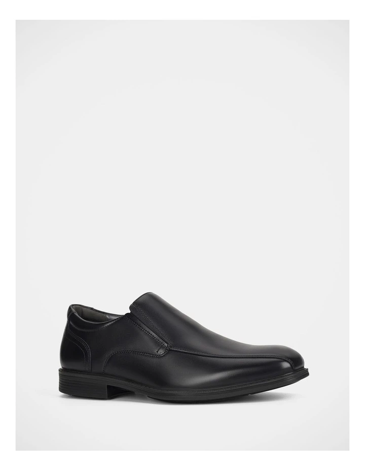 Idris Shoes in Black image 2