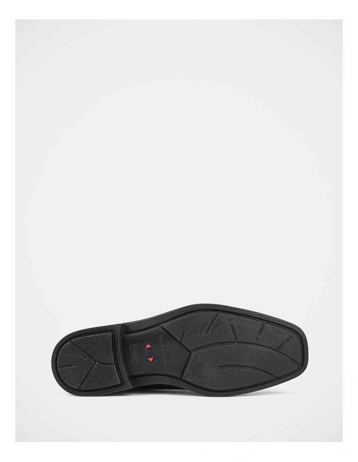 Idris Shoes in Black image 6