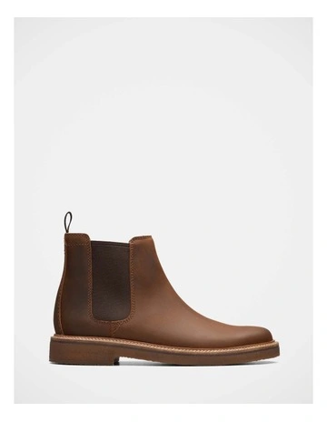 Clarkdale Easy Boots in Brown