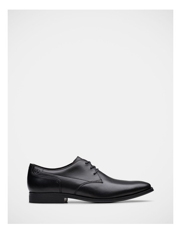 Paulton Lace Shoes in Black