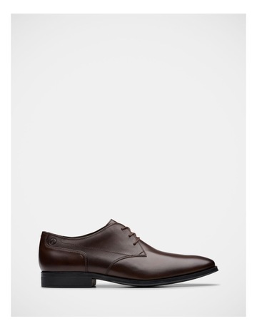 Paulton Lace Shoes in Brown