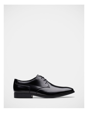 Paulton Lace Shoes in Black